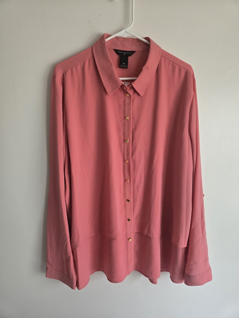 Investments Women's Button Down Blouse. NWT